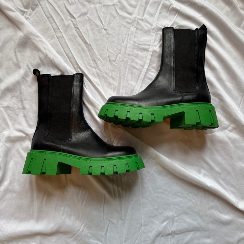 Steve Madden Charges Black Green Sole Boots Size 11